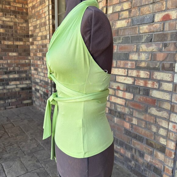 Page 100% silk green top; Size Small - Picture 3 of 10
